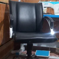 یک صندلی تمیز ونو به فروش میرسد