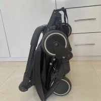 کالسکه تاشو سبک و قابل حمل