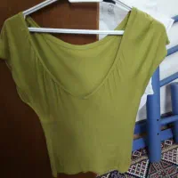 تیشرت زیتونی استفاده نشده سالم