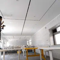 نیاز به یک برق کار نمیه ماهر