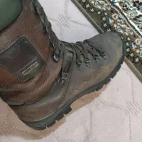 پوتین چرم اصل ایتالیا سایز ۴۳ کوهنوردی تاناکورا