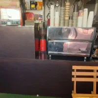 دکور ساده و شیک ب همراه میز و صندلی  ،قیمت توافقی