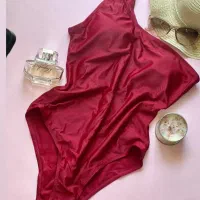 فروش تعدادی مایو و تجهیزات شنا