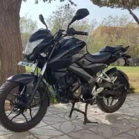 موتور ns150 تمیز