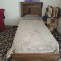 تخت یک ۱ نفره