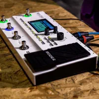 مولتی افکت mooer Ge250