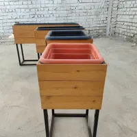 استند گل طبیعی|گل و گیاه طبیعی|اصفهان, قهجاورستان|دیوار