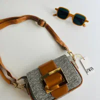 کیف|کیف، کفش، کمربند|لنگرود, |دیوار