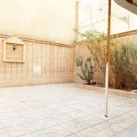 رهن و اجاره آپارتمان/حیاط اختصاصی/در هشت بهشت|اجارهٔ آپارتمان|اصفهان, همدانیان|دیوار