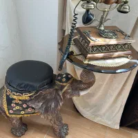 یک عدد میز تلفنی ۱ میلیون تومان