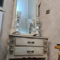 آیینه و شمعدان|آینه|ری, جوانمرد قصاب|دیوار