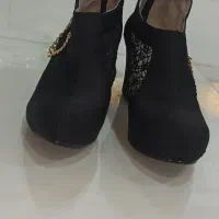 کفش مجلسی|کیف، کفش، کمربند|آبپخش, |دیوار