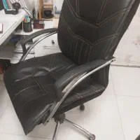 صندلی چرخدار بسیار زیبا و راحت