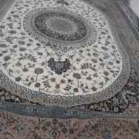 دوعدد فرش