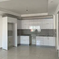 ۱۰۰متری/۲خواب/کلید خورده/پارکینگ اختصاصی