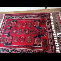 فرش دستباف قدیمی ۶متری زمین قرمز جنس پشم ۸۰سال