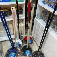 جارو و خاک انداز و طی مهسان