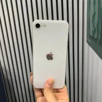 گوشی ایفون se2020 بدون بازشدگی و تعمیر پک اصلی