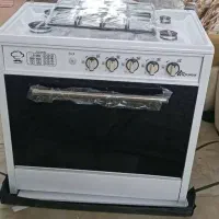 گاز طرح فر آتش گر و یخچال ۶ در و تعدادی لوازم