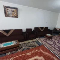 مبل کاناپه ای(تخت شو) با میزعسلی وکوسن|مبلمان خانگی و میز عسلی|خوی, |دیوار