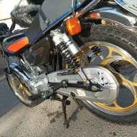 رهرو ۲۰۰ خشک|موتورسیکلت|باغستان, |دیوار