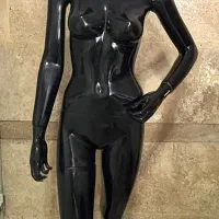 مانکن زنانه