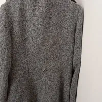 پالتو|لباس|نقده, |دیوار