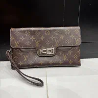 کیف کلاسیک و شیک زنانه