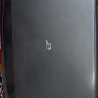 یک لپ تاب قدیمی اما باوفا|رایانه همراه|مشهد, کلاهدوز|دیوار