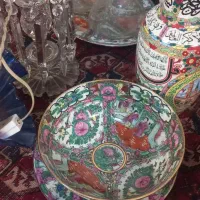 تعدادی اشیاء عتیقه بلوری و ساعت عتیقه|کلکسیون اشیاء عتیقه|اصفهان, شاهد|دیوار