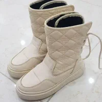 دو عدد کفش بچگانه کاملا سالم سایز ۳۵