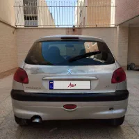 206 معاوضه فقط با پراید|خودرو سواری و وانت|اصفهان, فروردین|دیوار