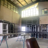 کارگر درو پنجره|استخدام صنعتی، فنی، مهندسی|تهران, علم و صنعت|دیوار