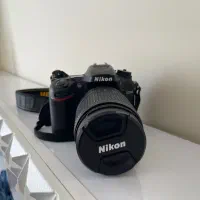 دوربین نیکون d7200 با لنز ۱۸-۱۴۰ با کیف و رم