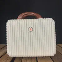 چمدان  آرایشی  دستی بیوتی بگ