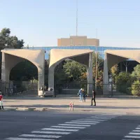 60 متر سنداداری میدان انقلاب روبروی دانشگاه تهران|فروش دفتر کار، اتاق اداری، مطب|تهران, فلسطین (میدان انقلاب)|دیوار