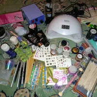 فروش تمامی وسایل ناخن کاری