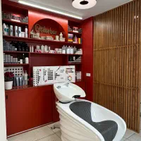 استخدام دستیار رنگ و لایت حرفهای و کارآموز