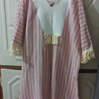 تعداد زیادی لباس زنانه|لباس|رشت, منظریه|دیوار