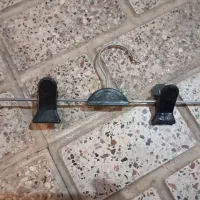 ۲مدل چوب کار دو گیره برای شلوار و البسه