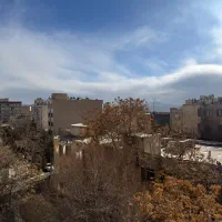 مغازه محله سرچشمه دور میدان اصلی