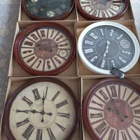 ساعت دیواری چوبی