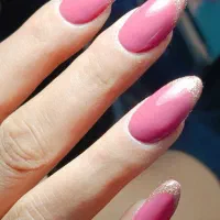 کاشت ناخن ۳۵۰مژه ۲۵۰