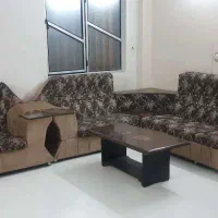 مبلمان هفت نفره ال تمیز وسالم بادومیز عسلی