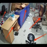 ویترین و میز