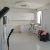 90-متری-خ-دانشگاه