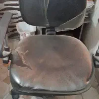 فروش لوازم دفتری میز وصندلی