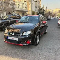 کوییک R مشکی قرمز مدل ۱۴۰۰