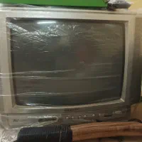 تلویزیو و ساعت