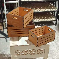 جا پیاز وسیب زمینی چوبی فلزی چرخ دار قوطی 2*2|صنایع دستی و سایر لوازم تزئینی|قم, باغ شازده|دیوار